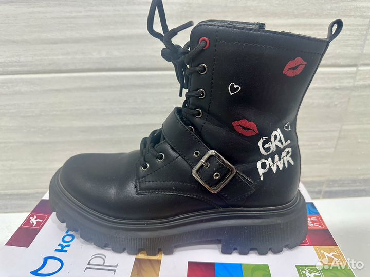 Ботинки для девочки