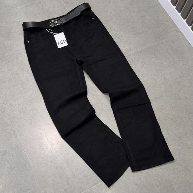 Джинсы черные flared type zara
