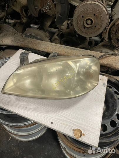 Левая фара Chery Amulet A15