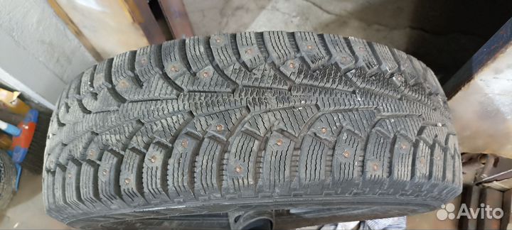 Nokian Tyres Hakkapeliitta 5 SUV 225/65 R18 107T
