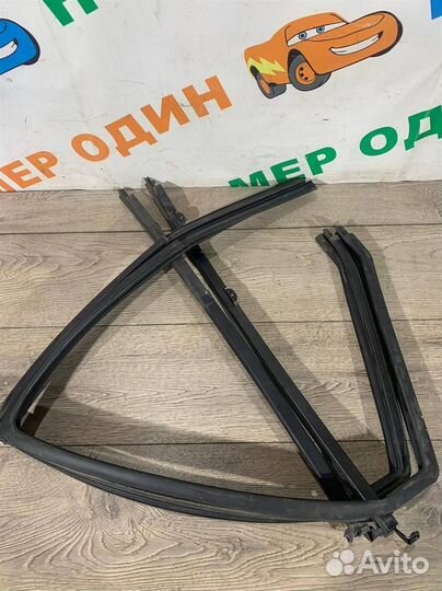 Уплотнитель стекла двери (комплект) Lifan Smily