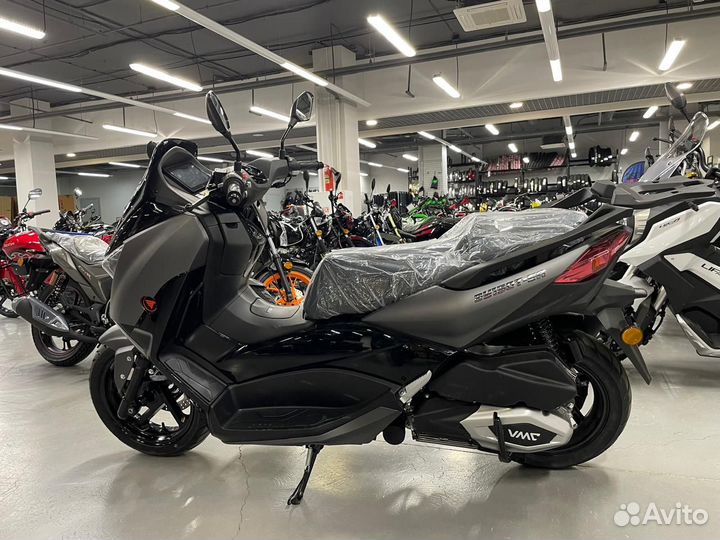 Скутер Vento (VMC) xmax 250