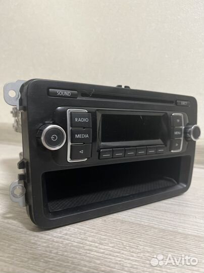 Штатная магнитола на volkswagen