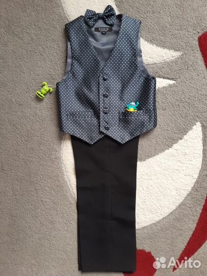 Костюм жилетка и брюки