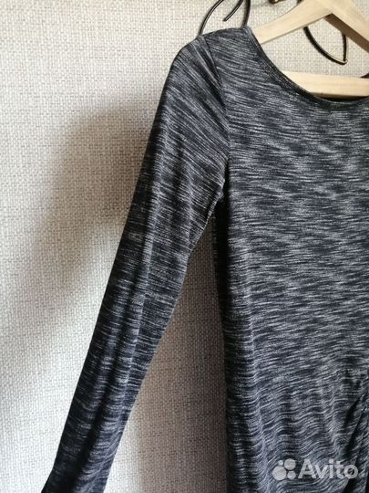 Платье с длинным рукавом