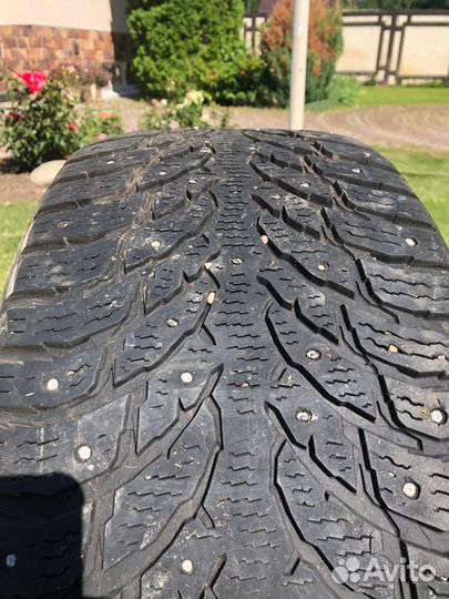 Nokian Tyres Hakkapeliitta 9 SUV 275/45 R20 110T