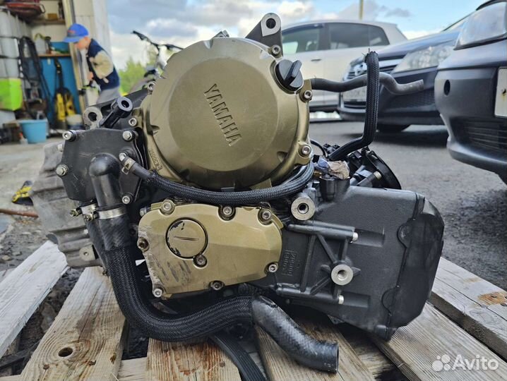 Двигатель Yamaha J519E XJ6 Diversion