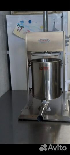 Шприц колбасный