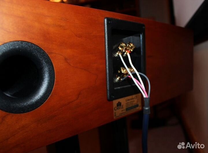 Центральный канал Castle Lincoln C2 cherry