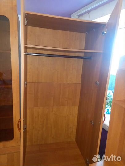 Стенка в гостиную