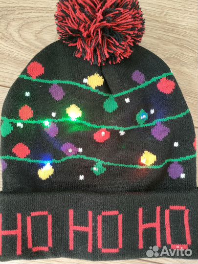 Шапка с огоньками (разноцветными лампочками)