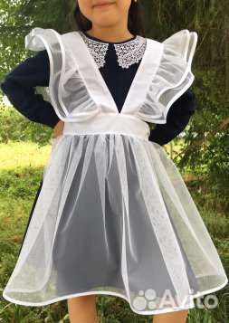 Белый школьный фартук