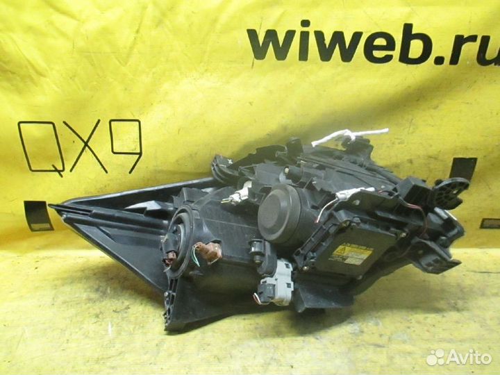 Фара левая Toyota Auris ZRE152H