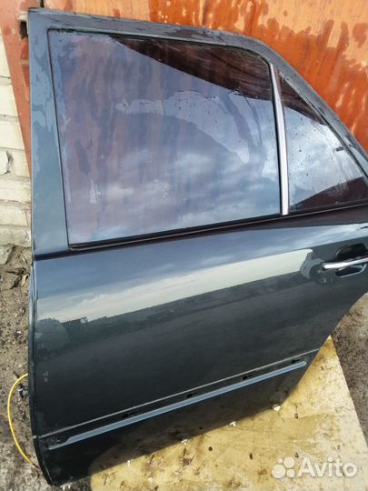 Двери задние для Мерседес 124