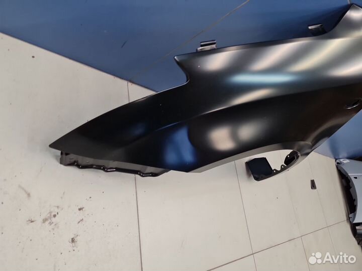 Крыло переднее левое Suzuki Swift 2004-2010