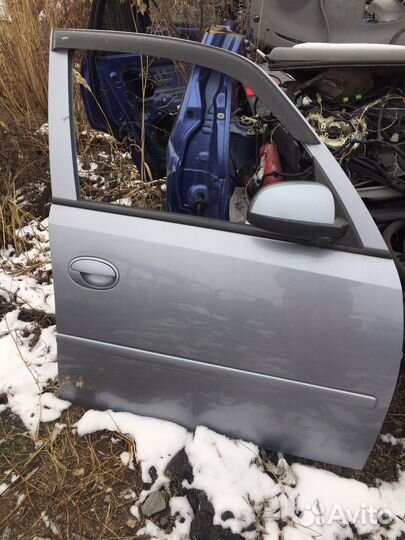 Дверь передняя правая Opel Meriva