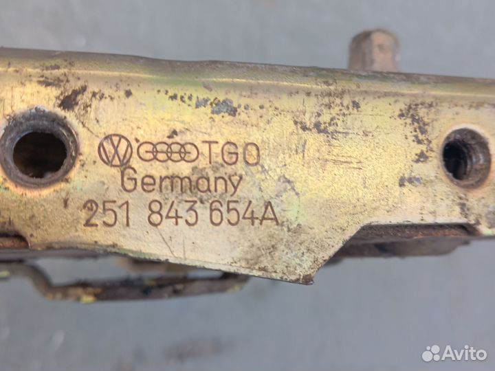 Механизм замка сдвижной двери Транспортер Т2 Т3