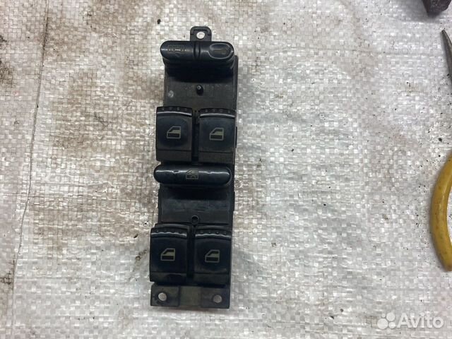 Блок управления стеклоподъемниками passat b5