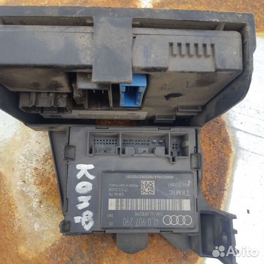 Блок камфорта audi Q 7
