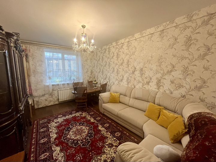 2-к. квартира, 65,3 м², 1/3 эт.