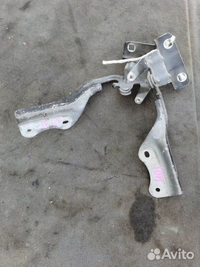 Петля капота Nissan X-Trail T31