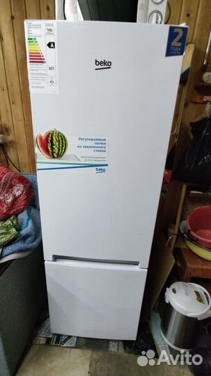 Холодильник beko
