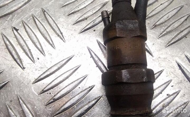 Форсунка топливная Volkswagen Transporter T4 2.4