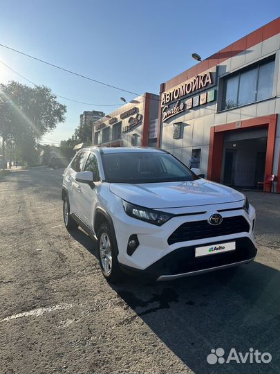 Toyota RAV4 2.5 AT, 2021, 60 000 км