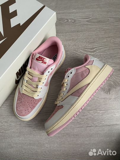 Кроссовки Nike Jordan Low x Travis Scott Shy Pink