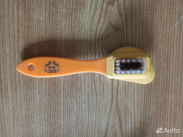 Щётка по уходу за обувью. нубук, замша в том числе