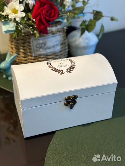 Свадебный сундук для денег