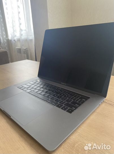Apple MacBook Pro 15 2017