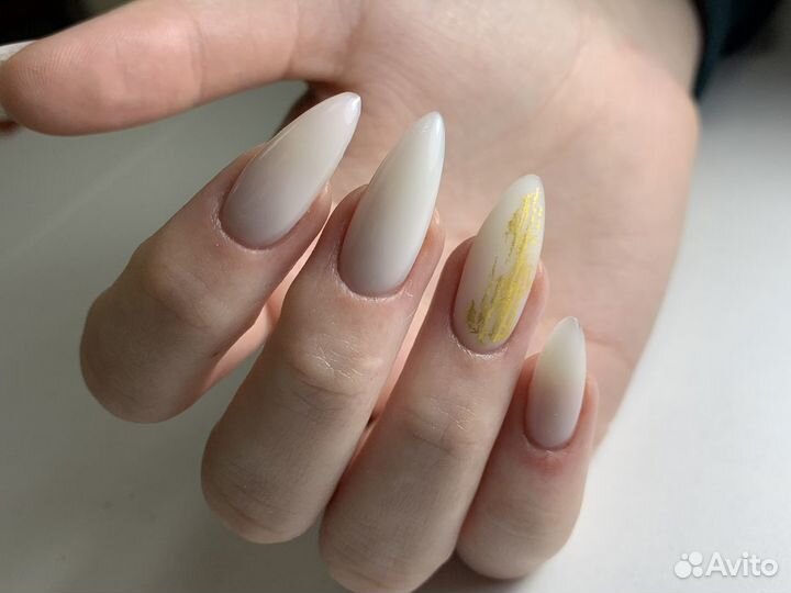 Наращивание ногтей
