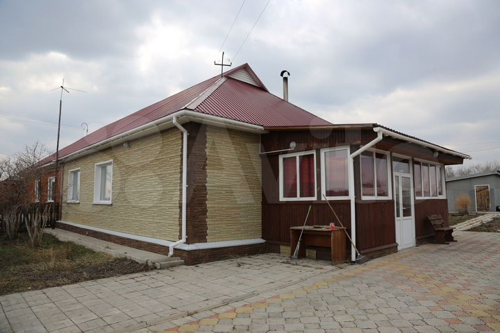4-к. квартира, 96 м², 1/1 эт.