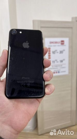 iPhone 7, 32 ГБ