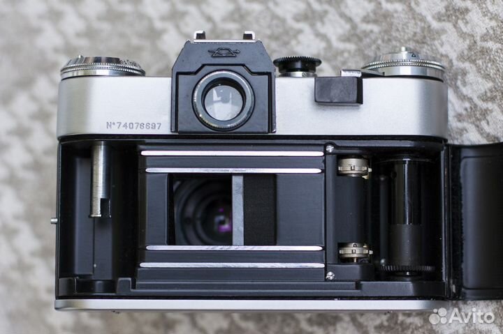 Фотоаппарат пленочный зеркальный Зенит-Е