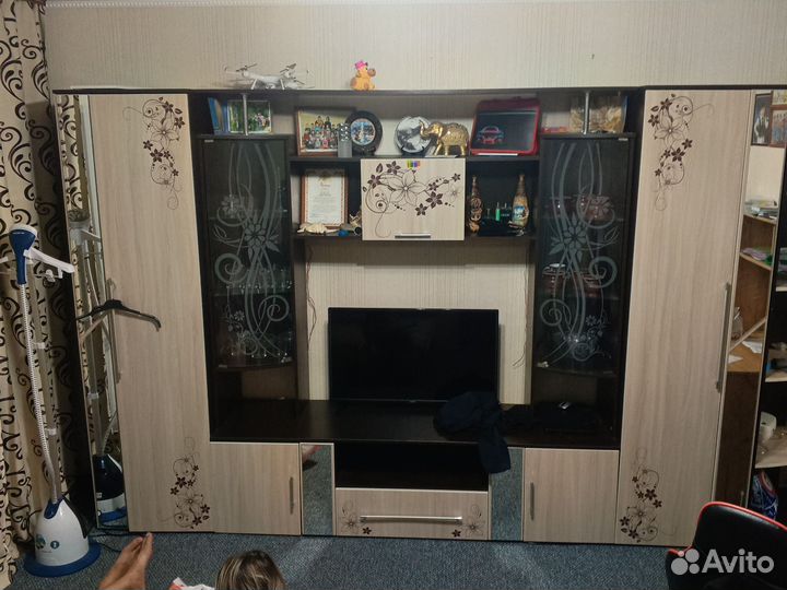 Продам стенку бу