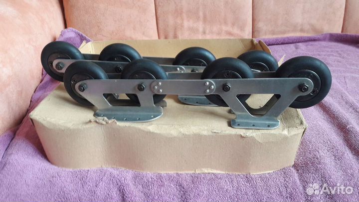 Роликовые коньки