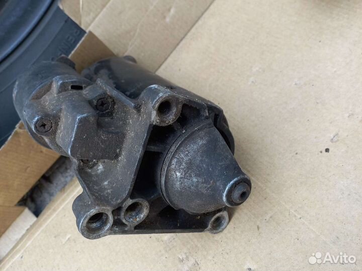 Renault стартер 7700865719 Bosch 0001107047