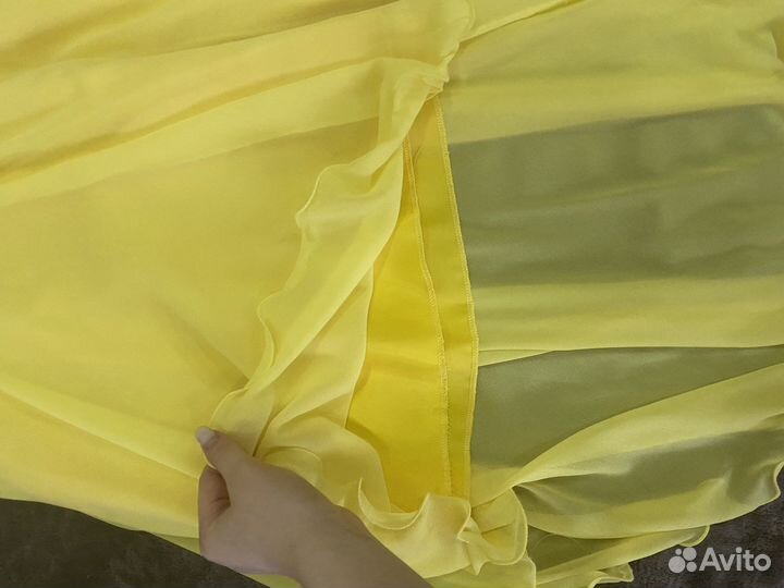 Вечернее платье сзади длинное,спереди короткое