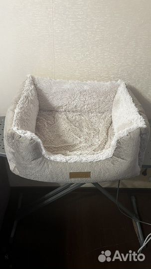 Лежанка для кошек