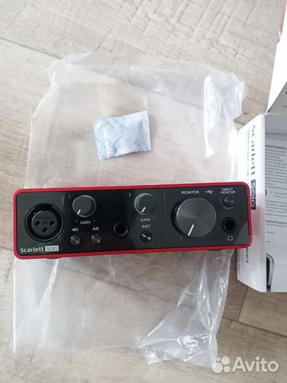 Звуковая карта Focusrite Scarlett Solo 2i2