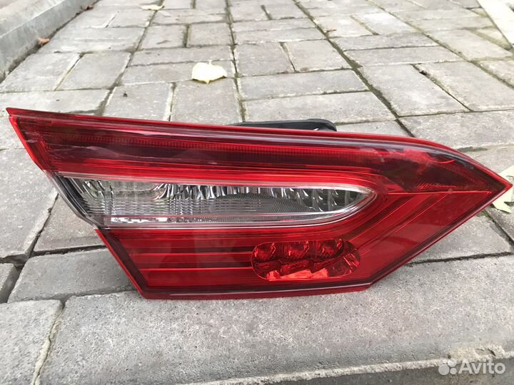 Фонарь задний toyota camry 70