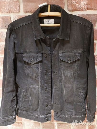 Джинсовая куртка mango