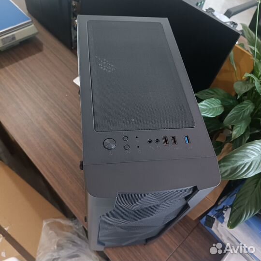 Игровой корпус для пк GX-8303 ATX с блоком 700w