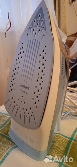 Утюг Philips GC3320