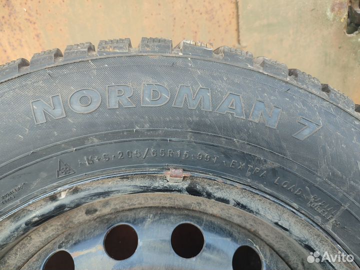 Комплект зимних колёс 205/65 r15