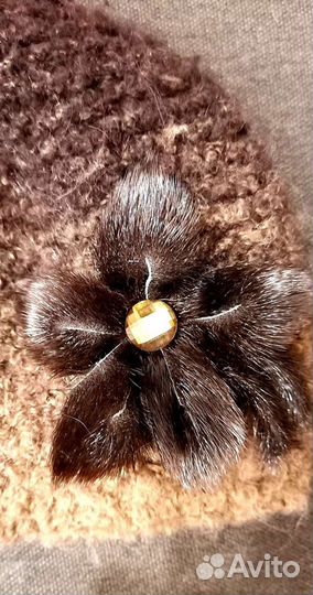 Шапка женская вязаная