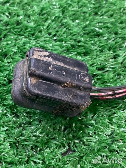 Фишка разъем Mercedes-Benz 190 W201 RP102989 1989