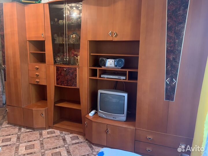 Стенка в гостиную бу